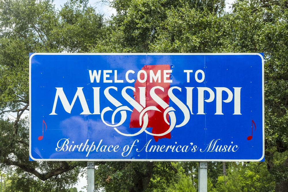 Mississippi state road sign.