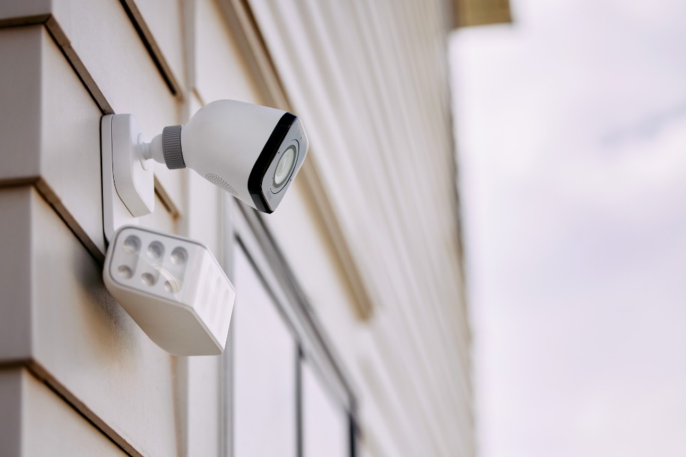 Vivint Outdoor Camera Pro and Spotlight Pro.