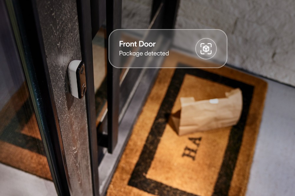 Package detected notification in the Vivint app.