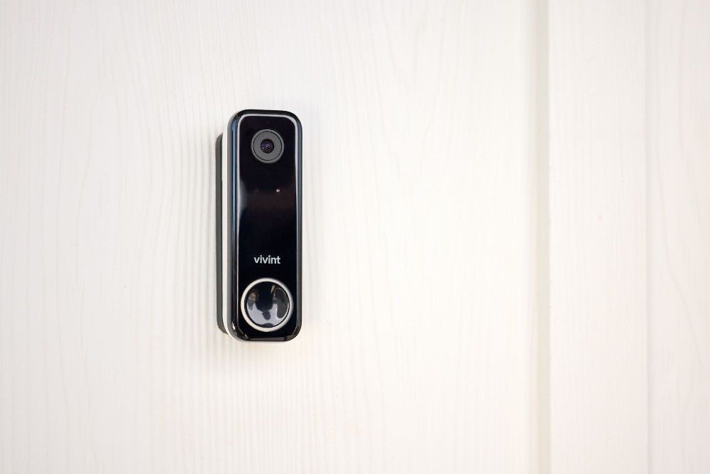 Image of the Vivint Doorbell Camera Pro on a home's exterior.