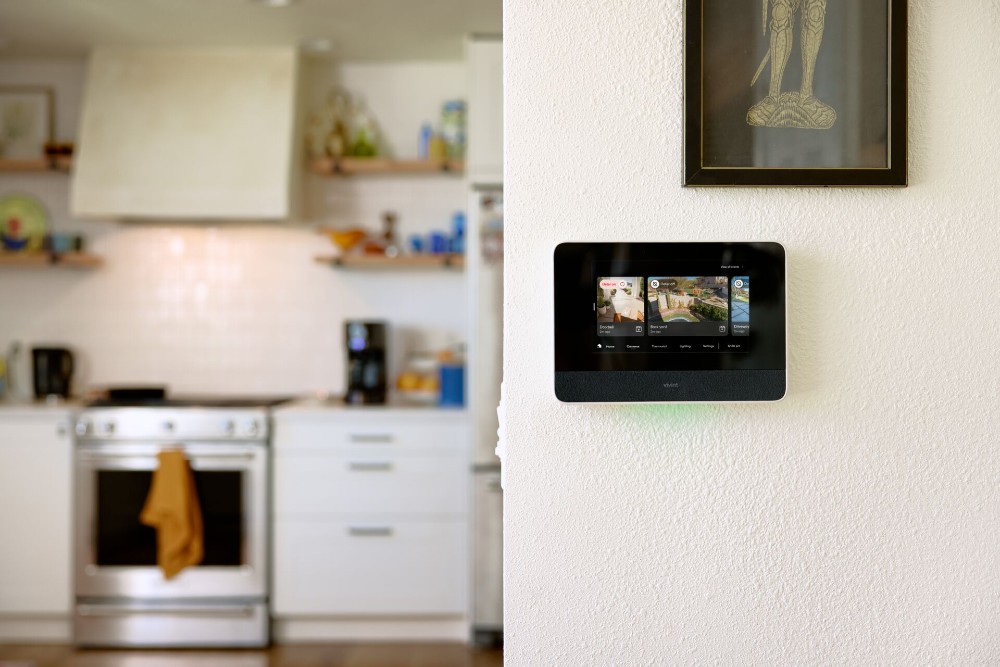 Vivint Smart Hub Pro 2.