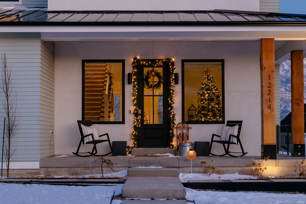 Vivint Holiday Christmas Garlock home