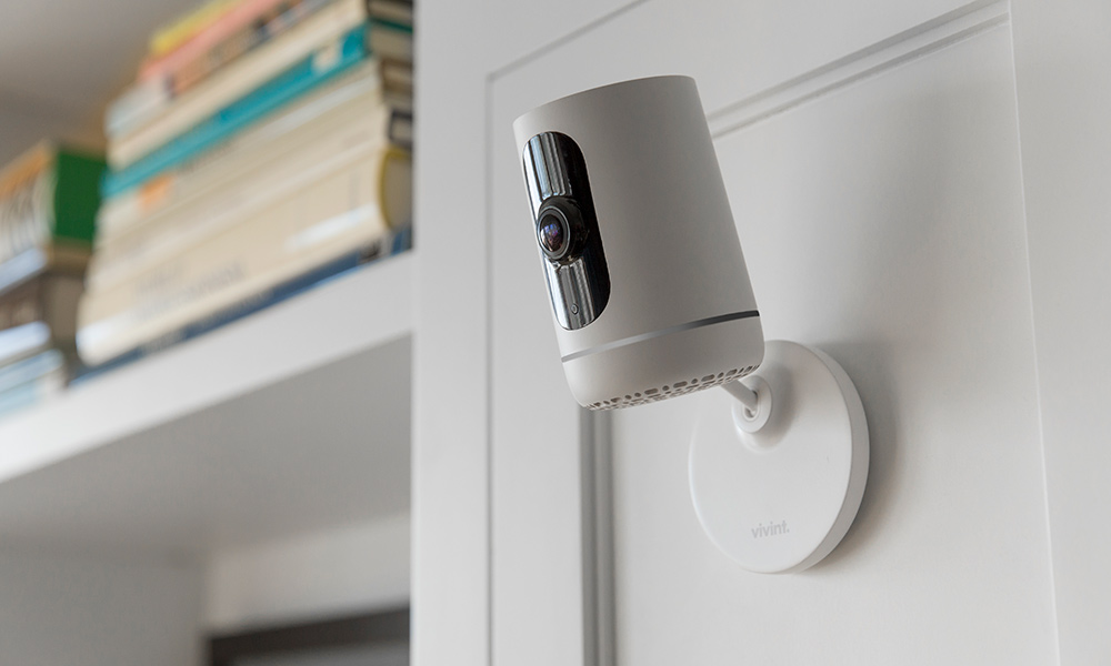 vivint ping camera mounted on wall